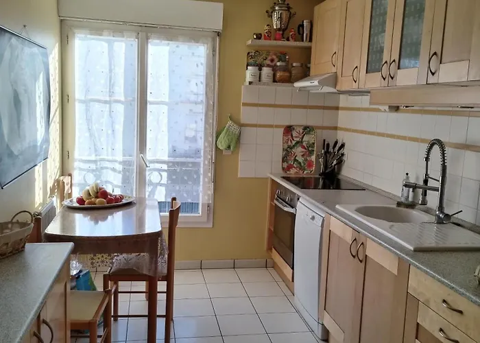 65m2/2piéces/centre/parking Privé *